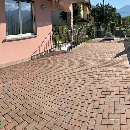 Апартаменты Lago Apartment